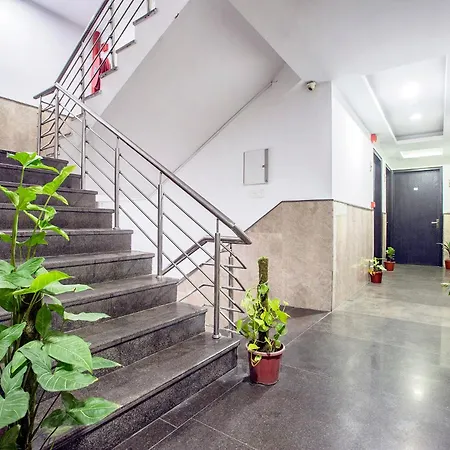 Fabhotel Airport Zone Olive-2